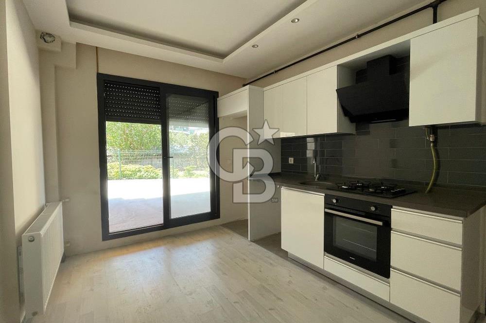 Bornova Myvia 414’te Devirli Kiralık Modern İpek Kirpik & Bakım Salonu – Yüksek Tabela Değeri & Büyük Teras