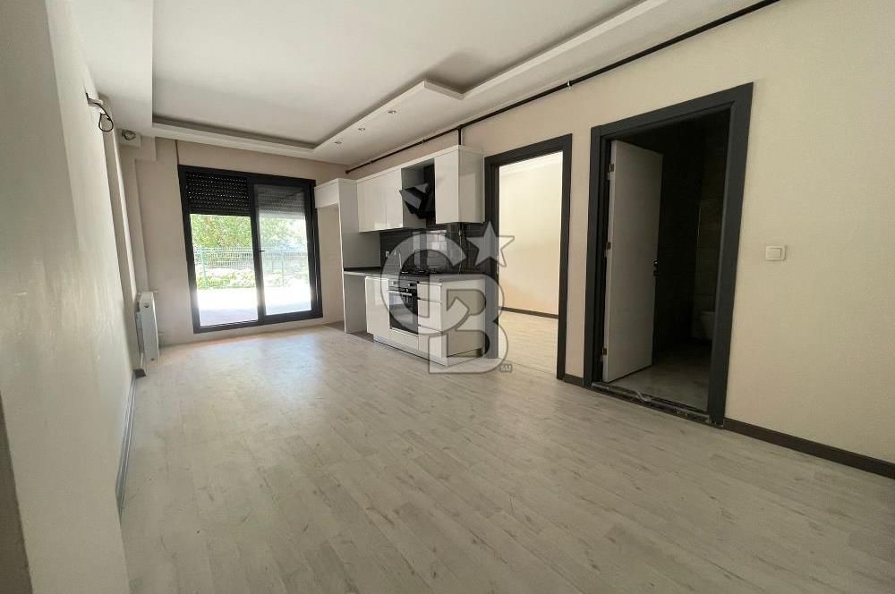 Bornova Myvia 414’te Devirli Kiralık Modern İpek Kirpik & Bakım Salonu – Yüksek Tabela Değeri & Büyük Teras
