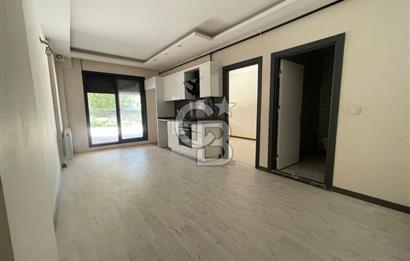 Bornova Myvia 414’te Devirli Kiralık Modern İpek Kirpik & Bakım Salonu – Yüksek Tabela Değeri & Büyük Teras
