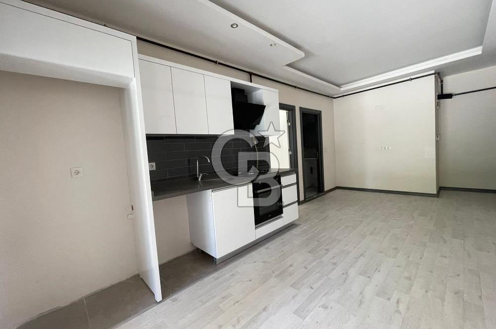 Bornova Myvia 414’te Devirli Kiralık Modern İpek Kirpik & Bakım Salonu – Yüksek Tabela Değeri & Büyük Teras