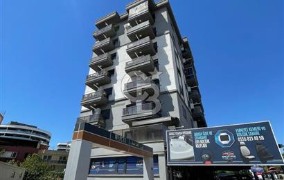 Bornova Myvia 414’te Devirli Kiralık Modern İpek Kirpik & Bakım Salonu – Yüksek Tabela Değeri & Büyük Teras