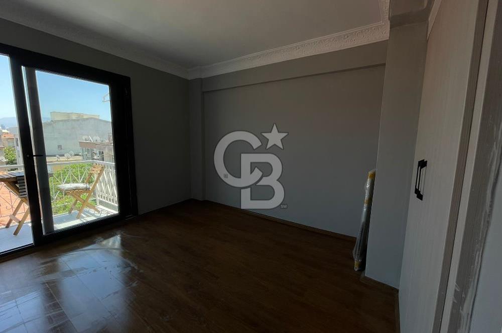 Karşıyaka Bahariye Mahallesinde Satılık 2+1 Daire – Komple Tadilatlı, Kapalı Otoparklı, Merkezi Konumda