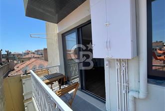 Karşıyaka Bahariye Mahallesinde Satılık 2+1 Daire – Komple Tadilatlı, Kapalı Otoparklı, Merkezi Konumda
