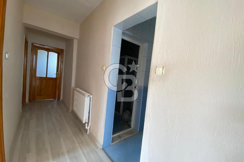 Menemen Türkelli ‘de 3 Katlı Komple Satılık Bina