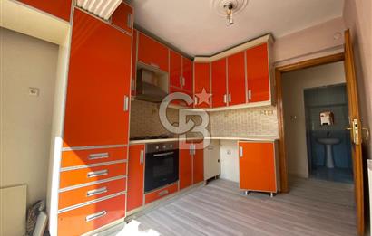 Menemen Türkelli ‘de 3 Katlı Komple Satılık Bina