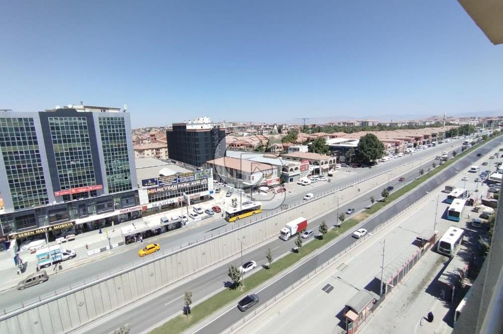 COLDWELL BANKER SAFİR'den ÇEVREYOLU OSMANLI PLAZADA SATILIK OFİS