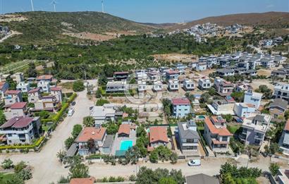 SEFERİHİSAR SIĞACIK 4+2 ÖZEL BAHÇELİ SATILIK VİLLA