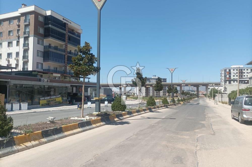 MENEMEN KOYUNDERE DE SATILIK CADDE ÜSTÜ ARSA