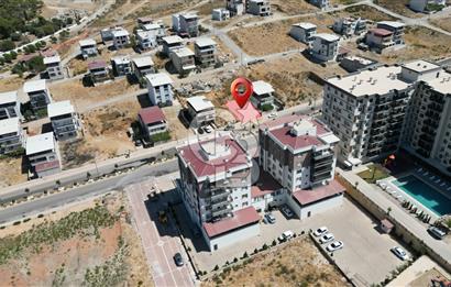MENEMEN KOYUNDERE DE SATILIK CADDE ÜSTÜ ARSA