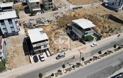 MENEMEN KOYUNDERE DE SATILIK CADDE ÜSTÜ ARSA
