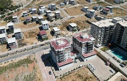 MENEMEN KOYUNDERE DE SATILIK CADDE ÜSTÜ ARSA
