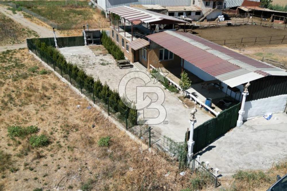 MENEMEN MERKEZE YAKIN SATILIK MÜSTAKİL BAHÇELİ YAŞAM ALANI