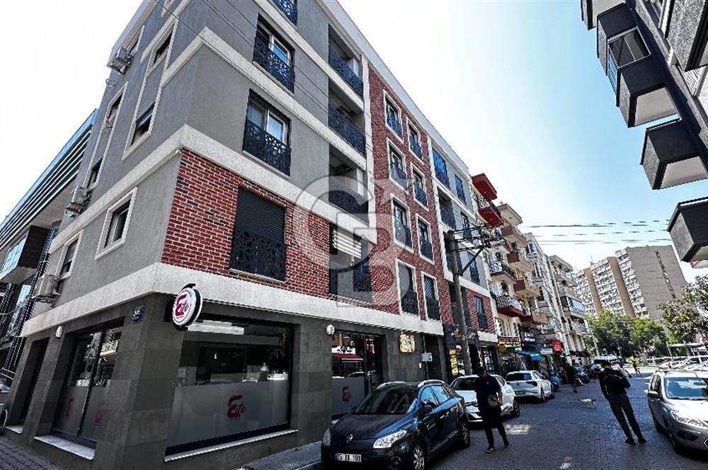 Karşıyaka Yalı Tramwaya 50m Mesafede Kiralık 2+1 Daire Otoparklı