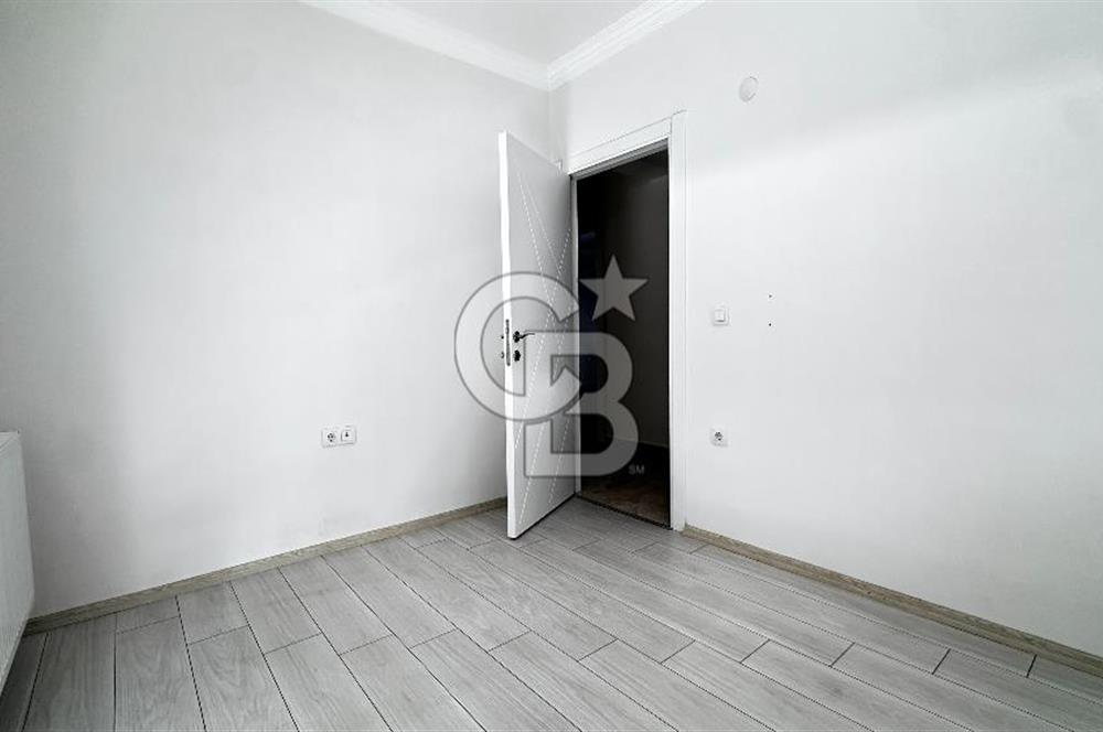 Karşıyaka Yalı Tramwaya 50m Mesafede Kiralık 2+1 Daire Otoparklı