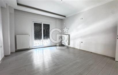 Karşıyaka Yalı Tramwaya 50m Mesafede Kiralık 2+1 Daire Otoparklı