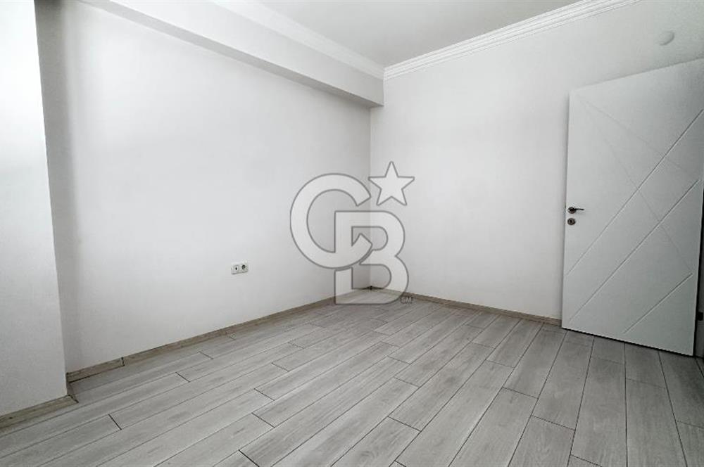 Karşıyaka Yalı Tramwaya 50m Mesafede Kiralık 2+1 Daire Otoparklı