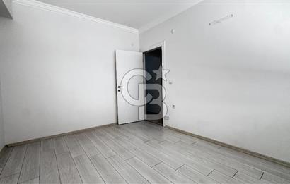 Karşıyaka Yalı Tramwaya 50m Mesafede Kiralık 2+1 Daire Otoparklı