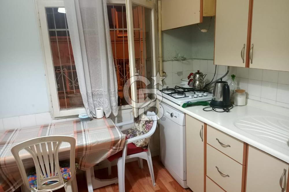 KARŞIYAKA SAHİL ARKASI EŞYALI 3+1 YÜKSEK GİRİŞ OKUL KARŞISI DAİRE