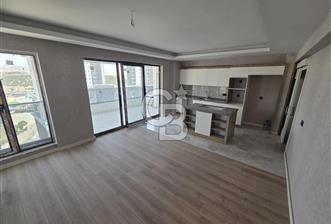 ÖNİZ GÖKSU'DA KAPALI OTOPARKLI, ADA MUTFAKLI SATILIK 3,5+1 DAİRE