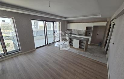 ÖNİZ GÖKSU'DA KAPALI OTOPARKLI, ADA MUTFAKLI SATILIK 3,5+1 DAİRE