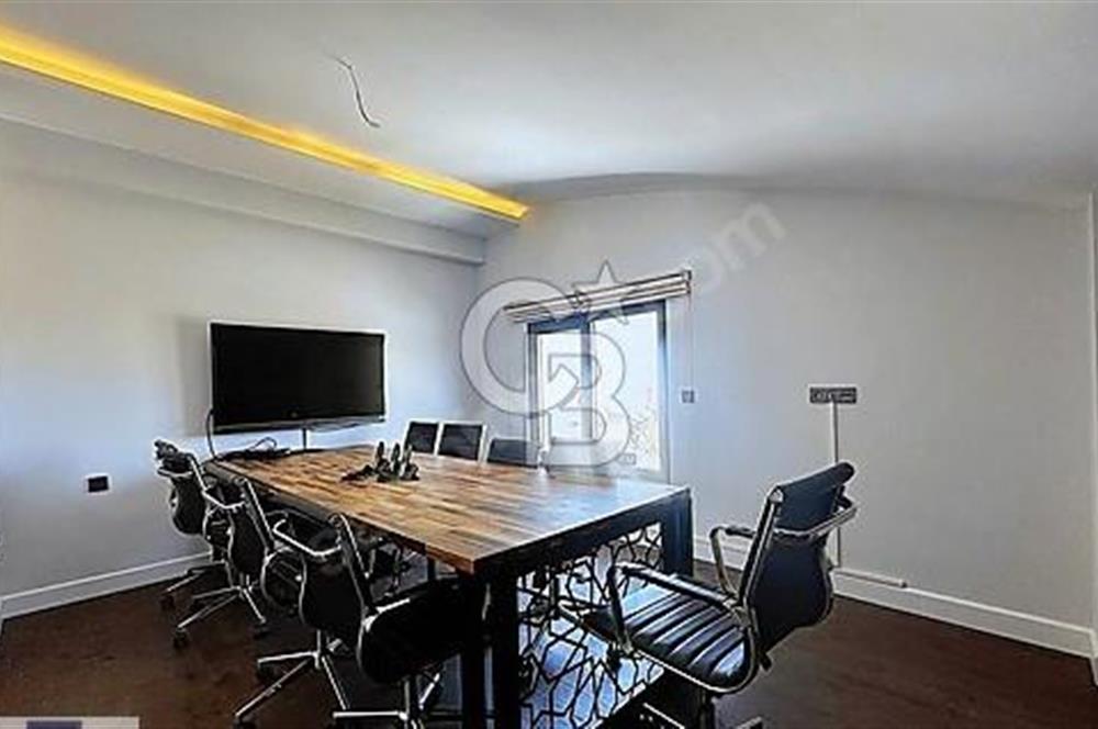 ALACAATLI DA BEYLER CADDESİNDE TİCARİ KİRALIK 6+3 VİLLA