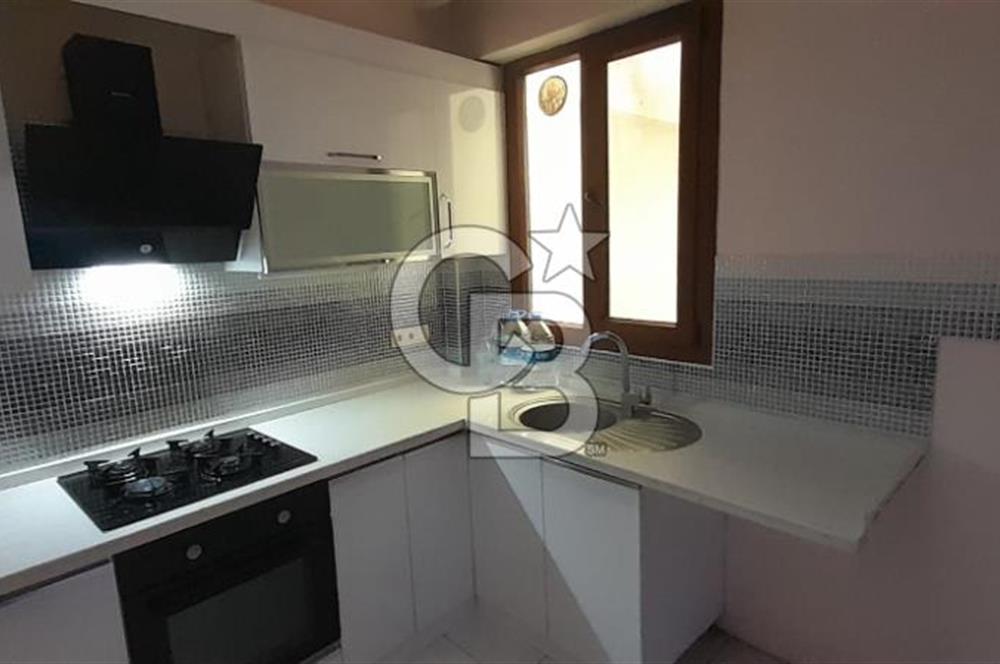 KARŞIYAKA'NIN MERKEZİNDE ÇARŞI İÇİNDE 7 YILLIK BİNA 3+1 - 125M2 FULL DAİRE