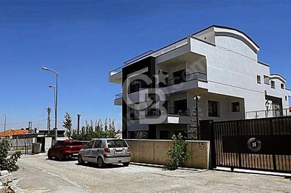 ALACAATLI DA BEYLER CADDESİNDE TİCARİ KİRALIK 6+3 VİLLA