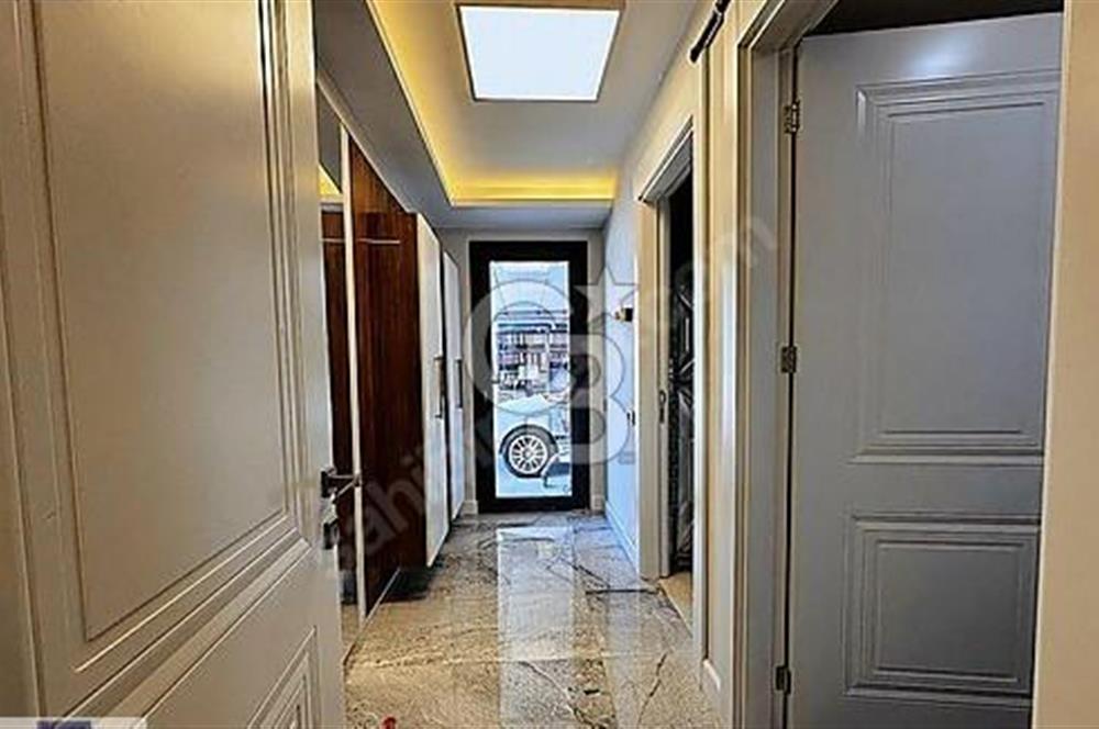 ALACAATLI DA BEYLER CADDESİNDE TİCARİ KİRALIK 6+3 VİLLA