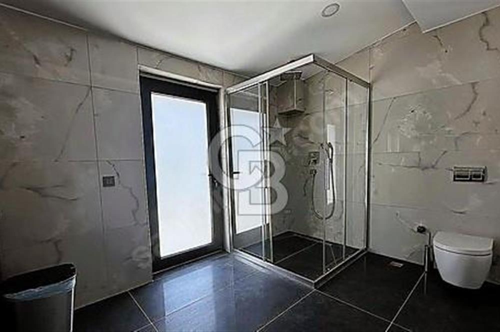 ALACAATLI DA BEYLER CADDESİNDE TİCARİ KİRALIK 6+3 VİLLA
