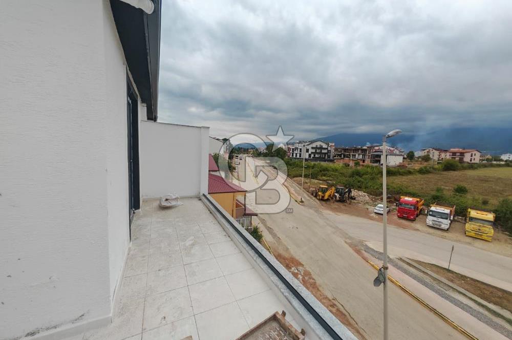 CB AKADEMİ KARTEPE 3+1 ÇATI DUBLEKS SATILIK GENİŞ DAİRE