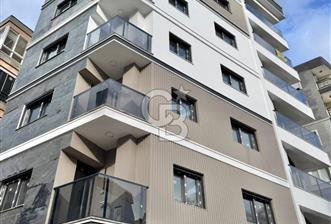 Karşıyaka Girne cadde üzerinde  1+1 kiralık daire