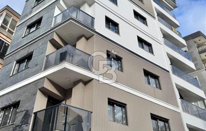 Karşıyaka Girne cadde üzerinde  1+1 kiralık daire