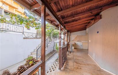 AKARCA YENİSU EVLERİ PANORAMİK DENİZ MANZARALI SATILIK 3+1 VİLLA