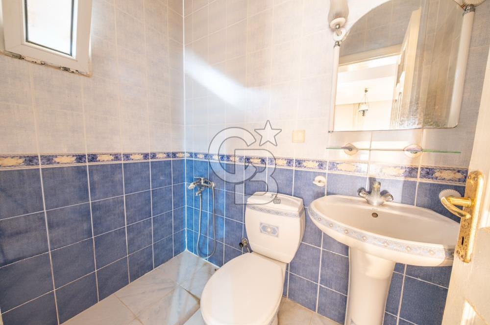AKARCA YENİSU EVLERİ PANORAMİK DENİZ MANZARALI SATILIK 3+1 VİLLA