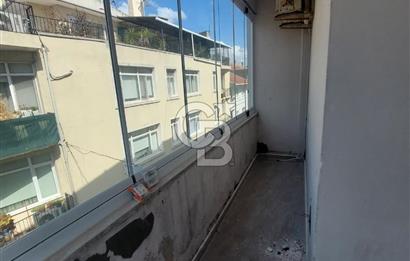 ÜSKÜDAR ÇİÇEKÇİ'DE İÇİ TAMAMEN SIFIRLANMIŞ,MANZARALI 2+1