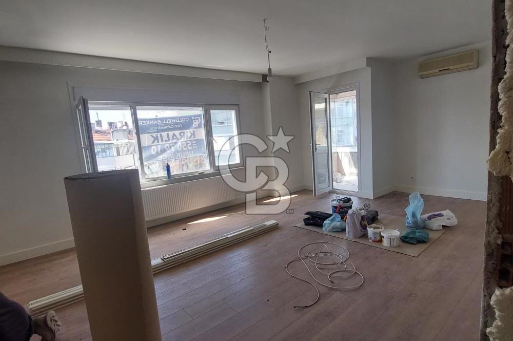 ÜSKÜDAR ÇİÇEKÇİ'DE İÇİ TAMAMEN SIFIRLANMIŞ,MANZARALI 2+1