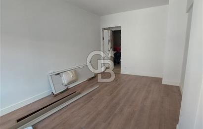 ÜSKÜDAR ÇİÇEKÇİ'DE İÇİ TAMAMEN SIFIRLANMIŞ,MANZARALI 2+1