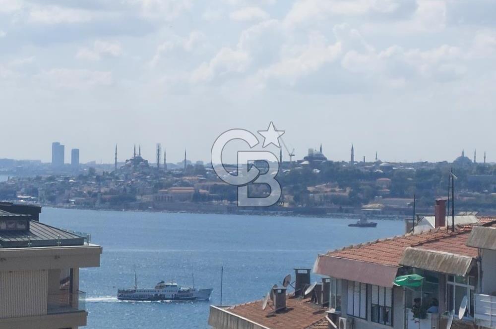 ÜSKÜDAR ÇİÇEKÇİ'DE İÇİ TAMAMEN SIFIRLANMIŞ,MANZARALI 2+1