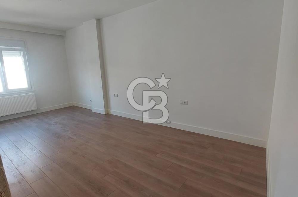 ÜSKÜDAR ÇİÇEKÇİ'DE İÇİ TAMAMEN SIFIRLANMIŞ,MANZARALI 2+1