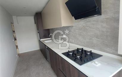 ÜSKÜDAR ÇİÇEKÇİ'DE İÇİ TAMAMEN SIFIRLANMIŞ,MANZARALI 2+1