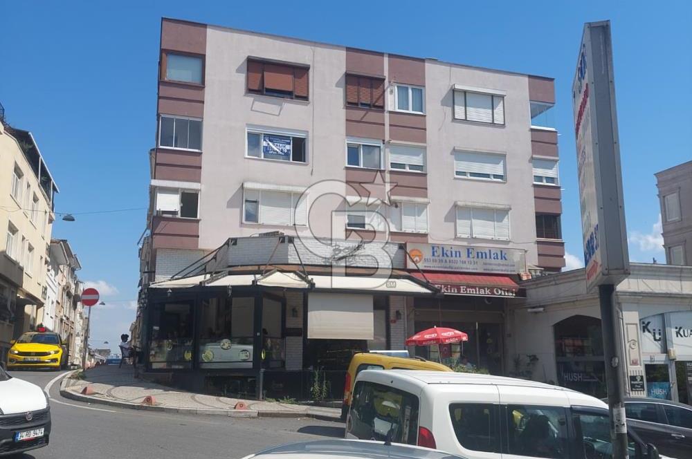 ÜSKÜDAR ÇİÇEKÇİ'DE İÇİ TAMAMEN SIFIRLANMIŞ,MANZARALI 2+1