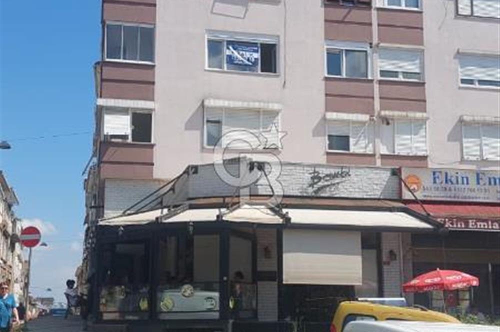 ÜSKÜDAR ÇİÇEKÇİ'DE İÇİ TAMAMEN SIFIRLANMIŞ,MANZARALI 2+1