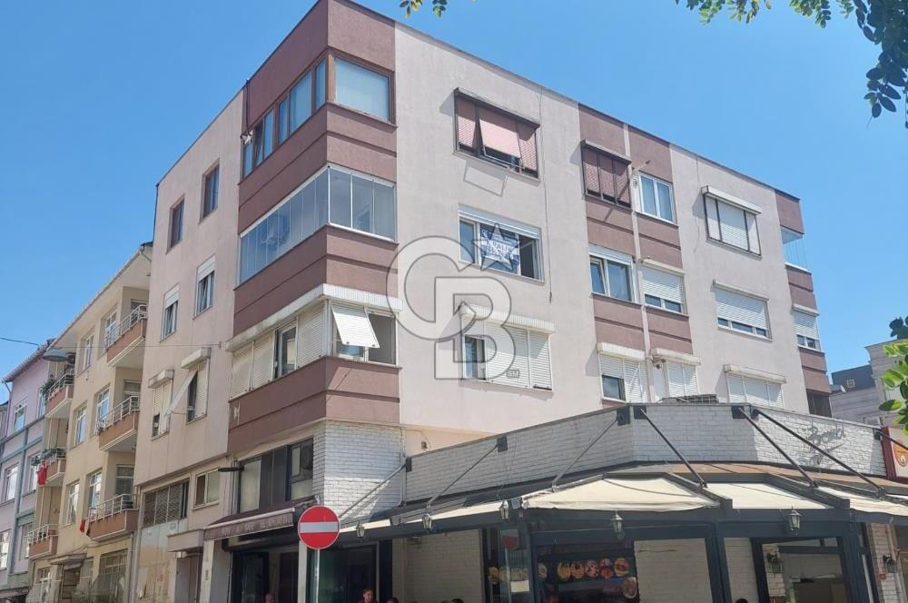 ÜSKÜDAR ÇİÇEKÇİ'DE İÇİ TAMAMEN SIFIRLANMIŞ,MANZARALI 2+1