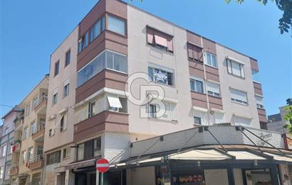 ÜSKÜDAR ÇİÇEKÇİ'DE İÇİ TAMAMEN SIFIRLANMIŞ,MANZARALI 2+1
