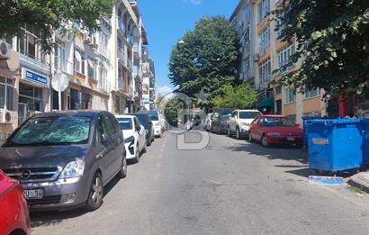 ÜSKÜDAR ÇİÇEKÇİ'DE İÇİ TAMAMEN SIFIRLANMIŞ,MANZARALI 2+1
