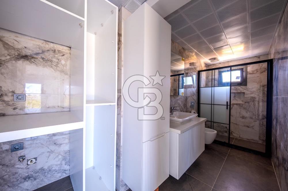 URLA KALABAK MAH. SATILIK 3+1 TRİPLEKS VİLLA
