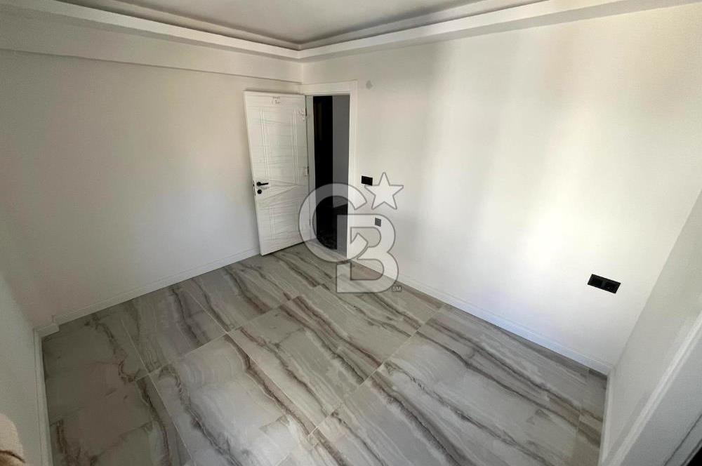 JASSE'DEN KUŞADASIN'DA TRİPLEX HAVUZLU BAHÇELİ