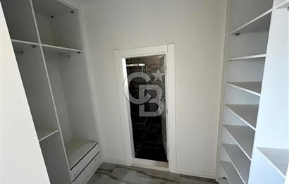 JASSE'DEN KUŞADASINDA FOURLEX DENİZ MANZARALI HAVUZLU
