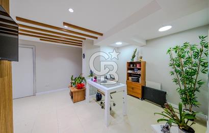 İSTANBUL ATAŞEHİR'DE 1.200 M2 KİRALIK PLAZA
