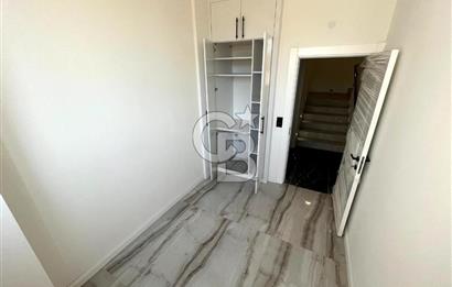 JASSE'DEN KUŞADASINDA FOURLEX DENİZ MANZARALI HAVUZLU